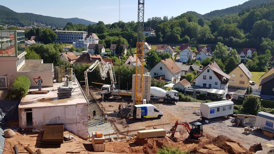 Der Beton fließt wieder... Symbolfoto