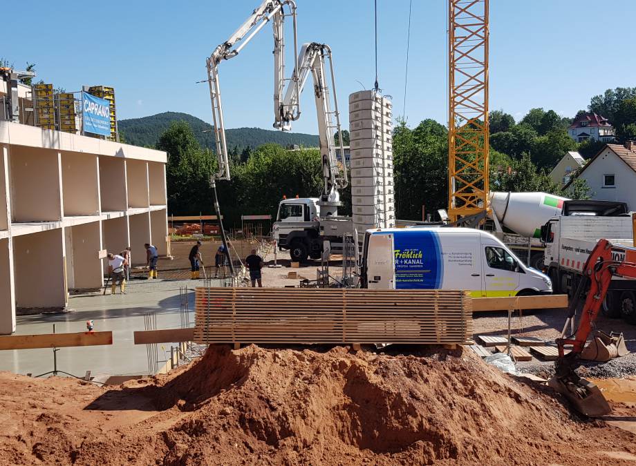 Der Beton fließt wieder... Symbolfoto