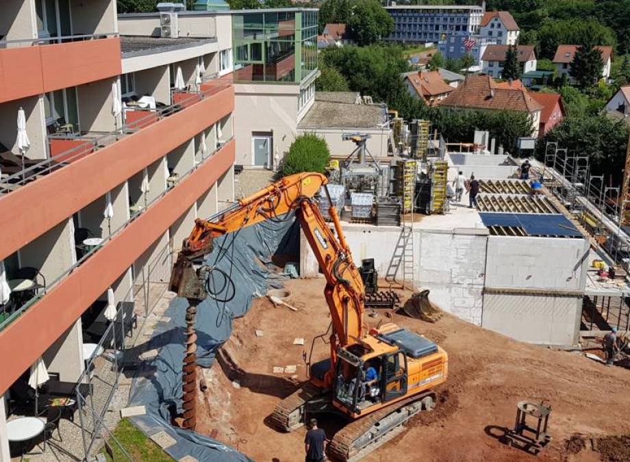 Baustelle aktuell: Sicherheit geht vor! Symbolfoto