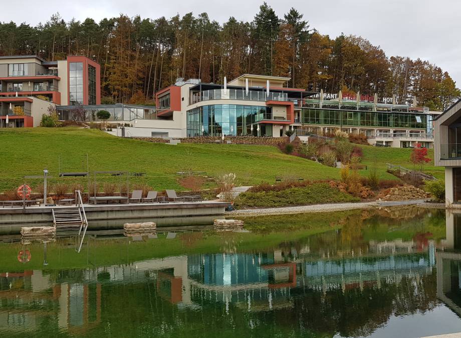 Baustelle mit Blick ins Grüne! Symbolfoto