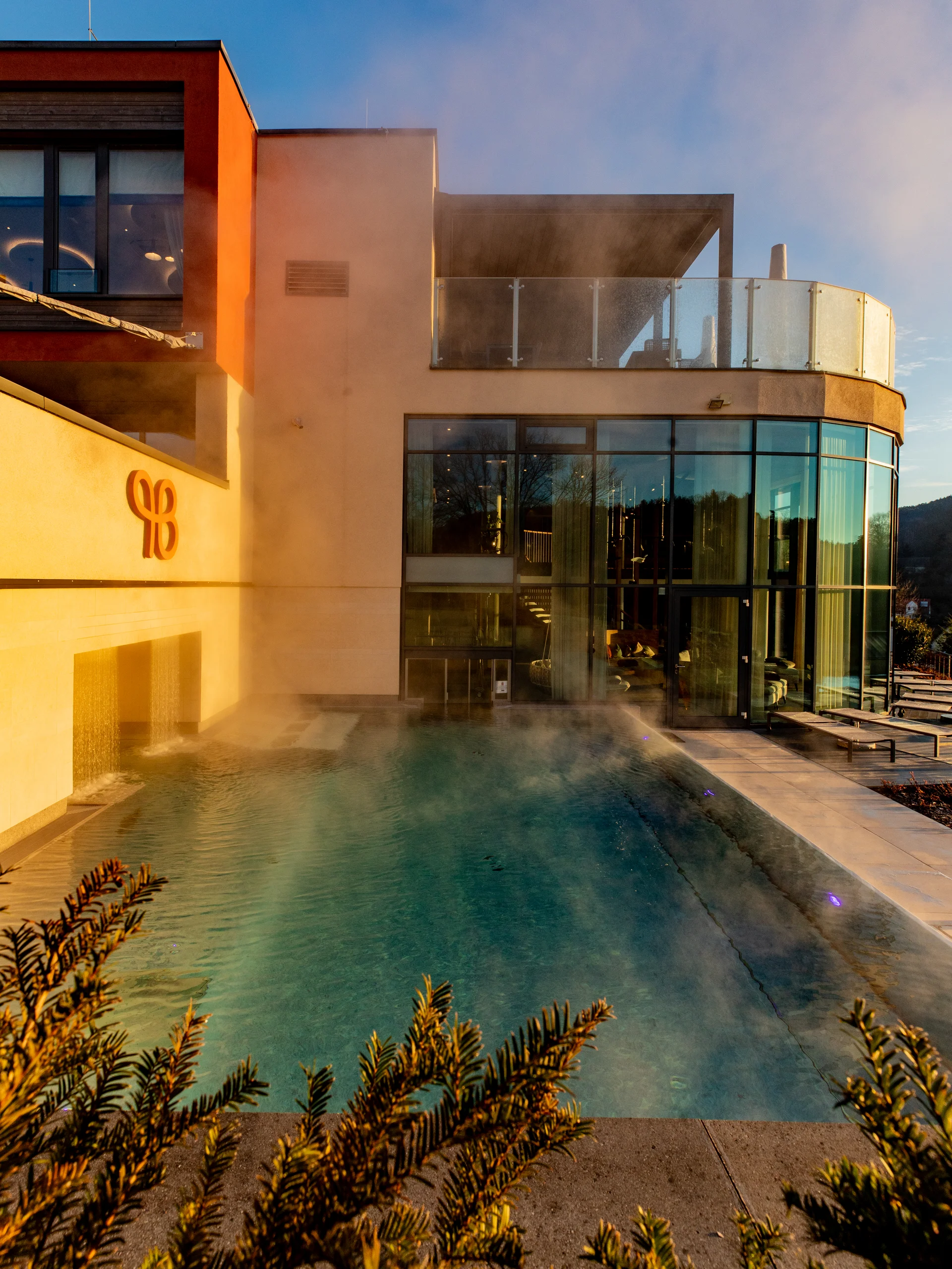 Pfalzblick: Ihr Hotel mit Schwimmbad in der Pfalz