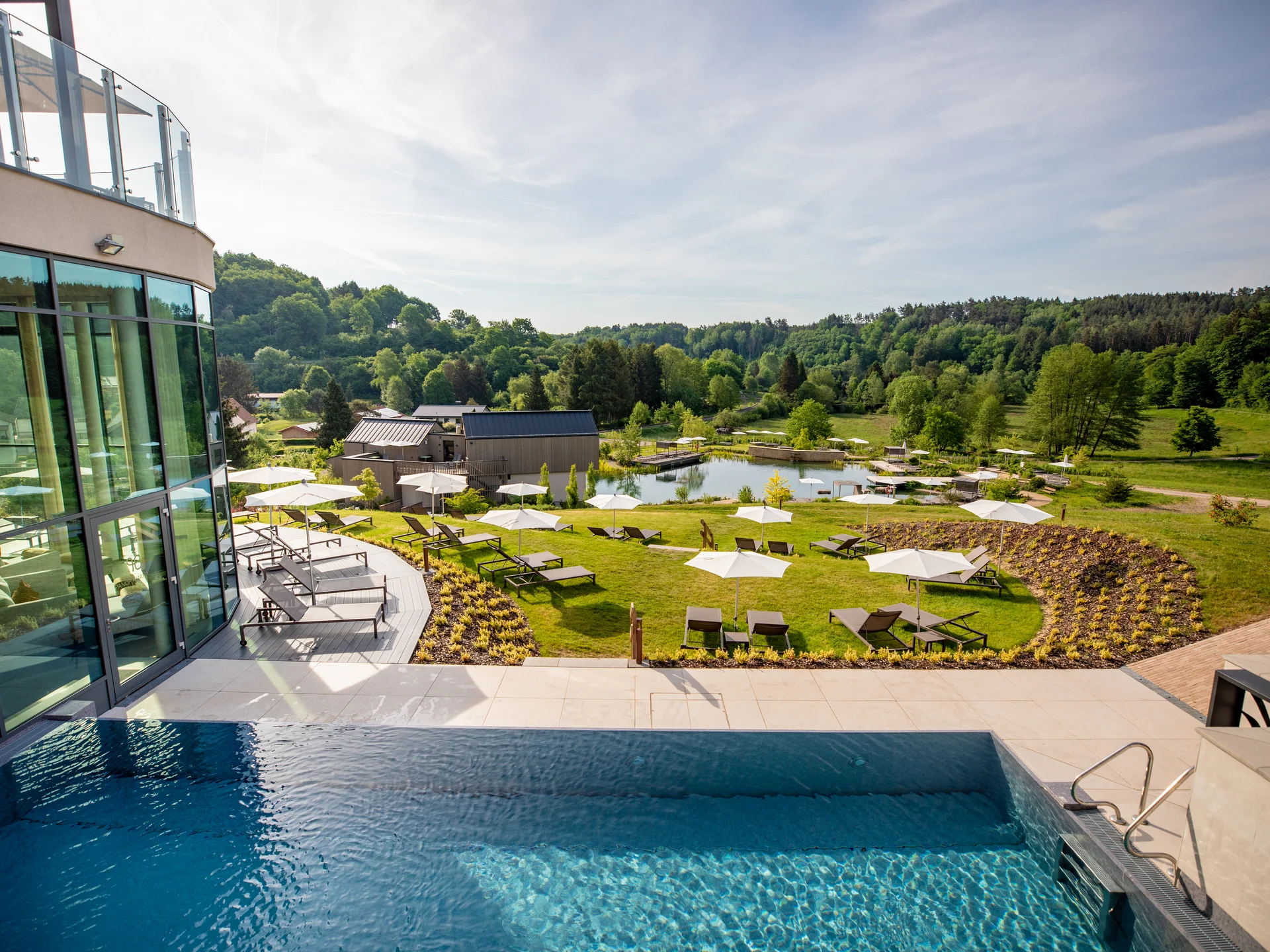 Pfalzblick: Ihr Hotel mit Schwimmbad in der Pfalz